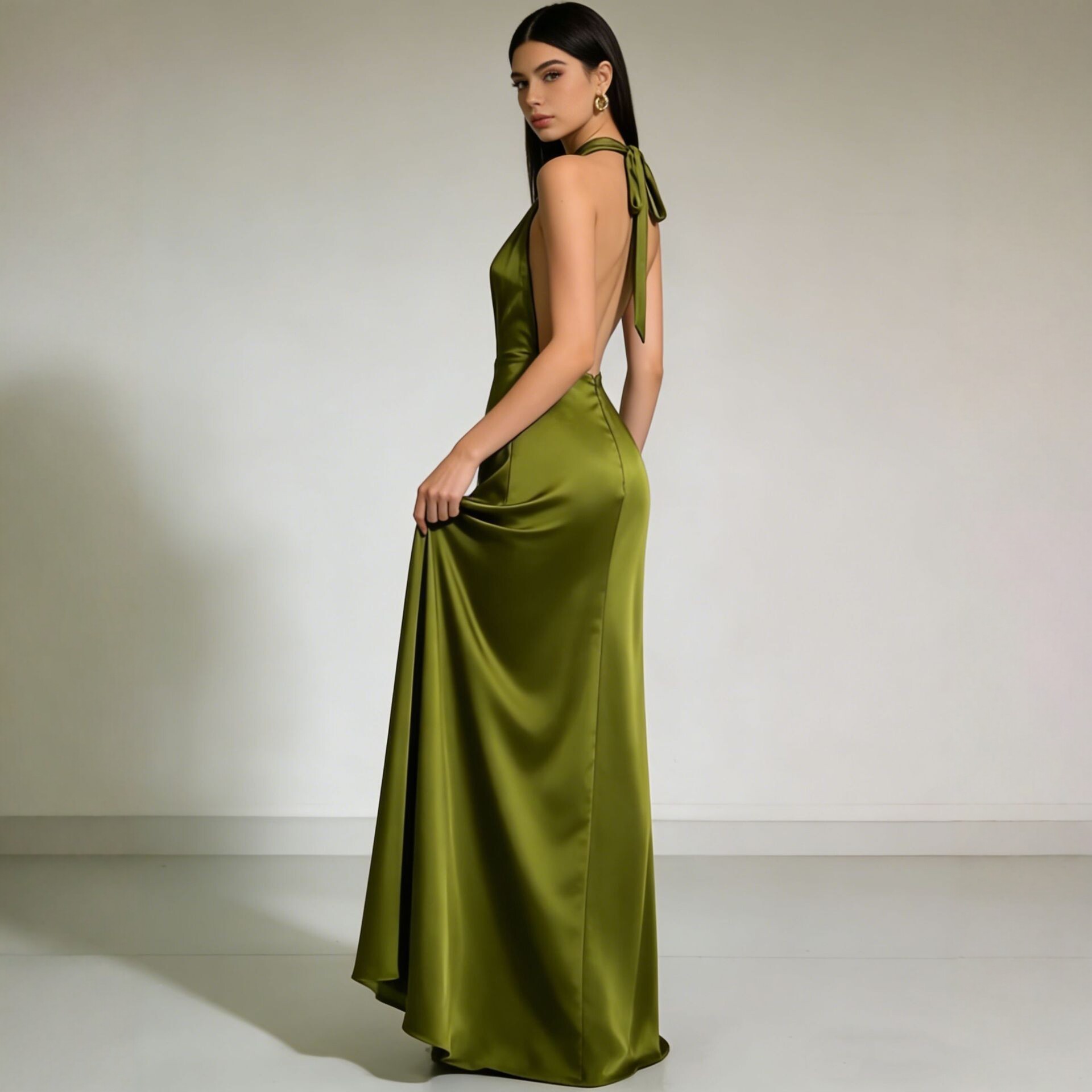 Eleganckie sukienki na przyjęc – Maxi Dress Halter recenzja i cena