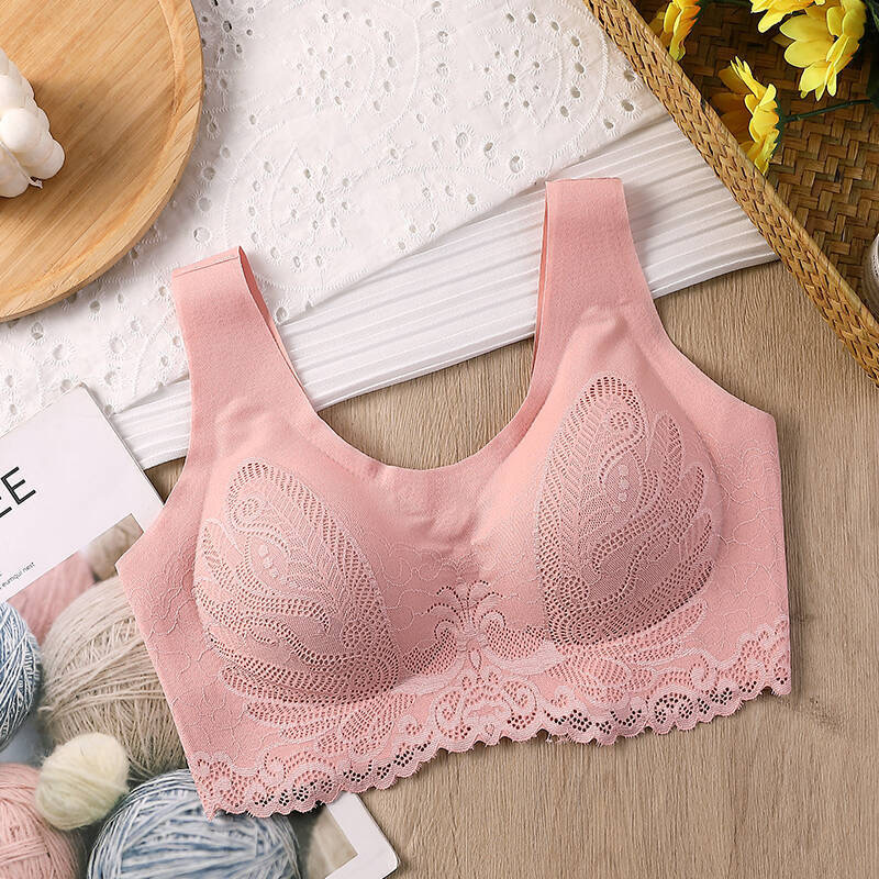Oddychający biustonosz latekso – Bralette Triangle Set recenzja i cena
