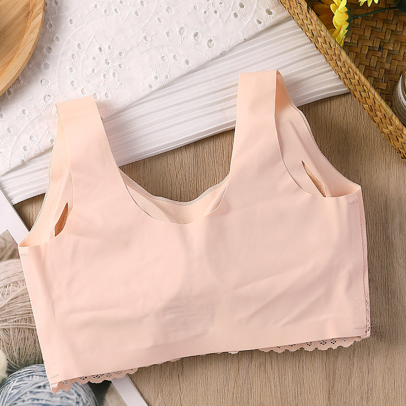 Oddychający biustonosz latekso – Bralette Triangle Set recenzja i cena