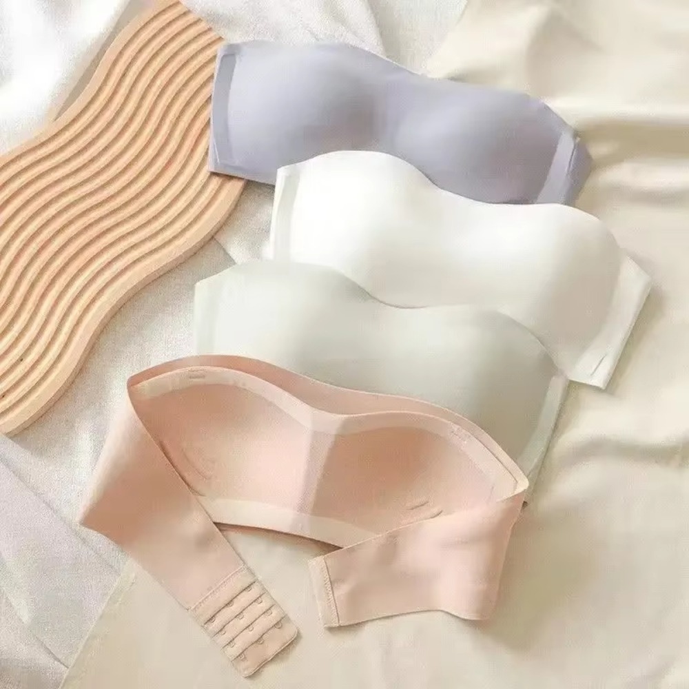 Jednokolorowy biustonosz bez r – Bralette Triangle Set recenzja i cena